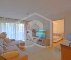 A louer APPARTEMENT T2 54 M2 BORD DE MER ANTIBES