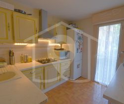 A louer APPARTEMENT T2 54 M2 BORD DE MER ANTIBES