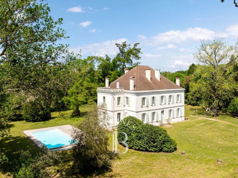 A louer MAISON  DE MAîTRE  LINXE