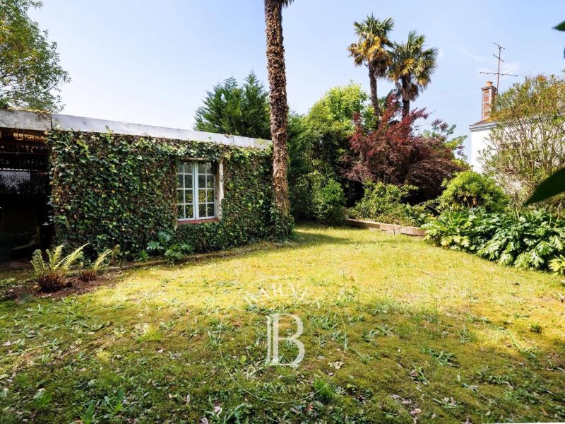 A vendre MAISON 180 M² A RENOVER SECTEUR DES ARENES BAYONNE