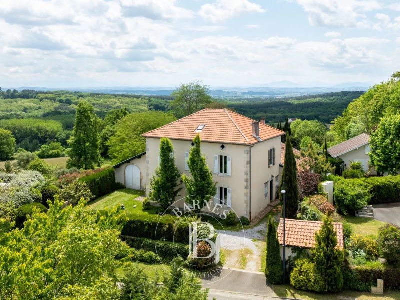 A louer MAISON  DE MAîTRE  PEYREHORADE