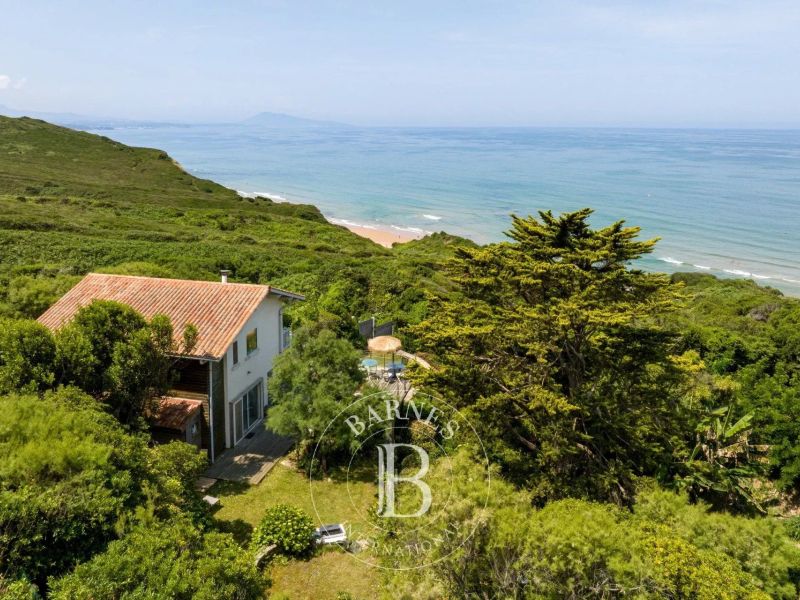 A vendre MAGNIFIQUE CADRE MAISON 5 PIECES 127 M² VUE MER BIDART
