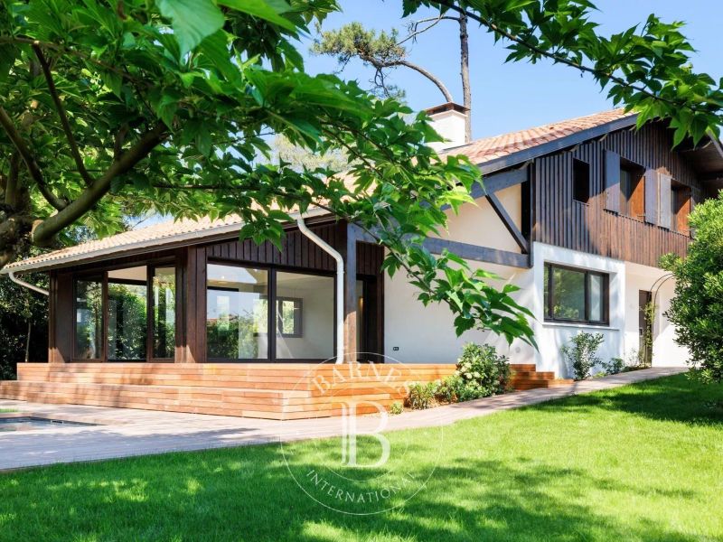 A vendre MAGNIFIQUE MAISON CONTEMPORAINE 310 M² ANGLET CHIBERTA