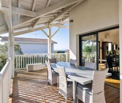 A vendre CHARMANTE MAISON 5 PIECES 127 M² APERCU MER BIDART