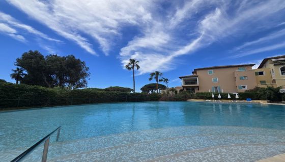 A louer APPARTEMENT T2 37 M2 TERRASSE VUE MER LES ISSAMBRES