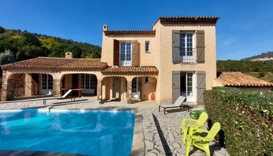 A louer MAISON  DE MAîTRE BORD DE MER LES ISSAMBRES