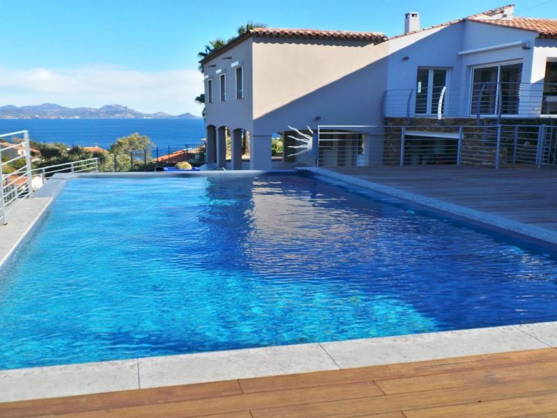 A louer MAISON  8 PIECES 250 M2 VUE MER LES ISSAMBRES