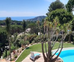 A louer MAISON  5 PIECES 230 M2 VUE MER SAINTE MAXIME