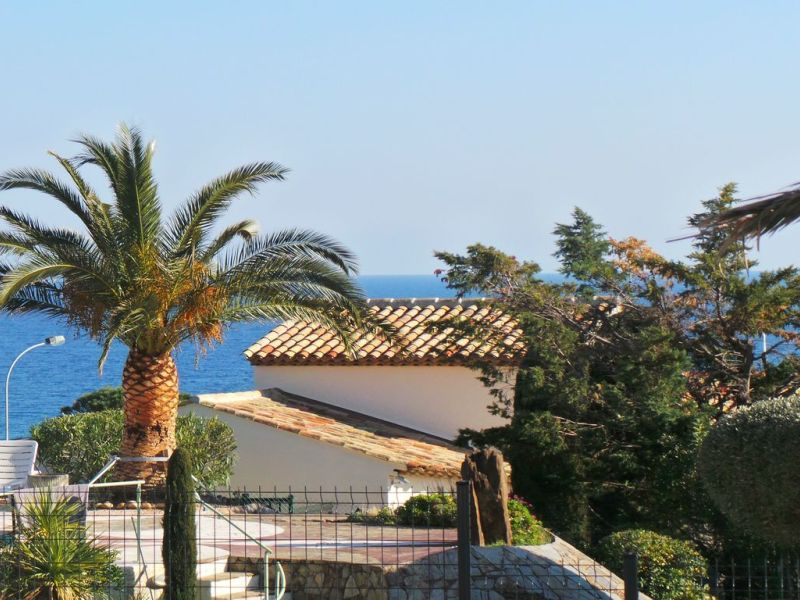 A louer MAISON  6 PIECES 140 M2 VUE MER LES ISSAMBRES