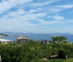 A louer MAISON  4 PIECES 130 M2 PIEDS DANS L'EAU LES ISSAMBRES