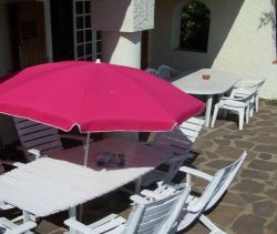 A louer MAISON  4 PIECES 130 M2 PIEDS DANS L'EAU LES ISSAMBRES