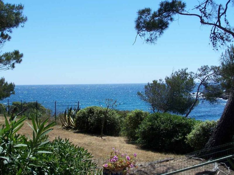 A louer MAISON  3 PIECES 67 M2 PIEDS DANS L'EAU LES ISSAMBRES