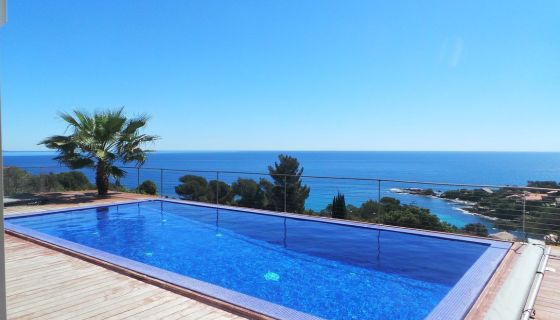 A louer MAISON  5 PIECES 140 M2 BORD DE MER LES ISSAMBRES
