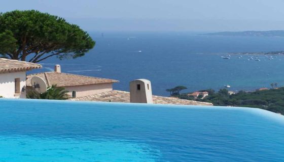 A louer MAISON  5 PIECES 200 M2 BORD DE MER SAINTE MAXIME