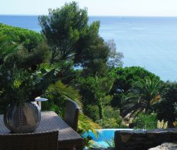 A vendre MAISON  8 PIECES 300 M2 VUE MER SAINTE MAXIME