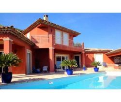 A vendre MAISON  6 PIECES 270 M2 VUE MER SAINTE MAXIME