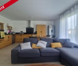 A vendre MAISON  4 PIECES 91 M2  SAINT HILAIRE DE VILLEFRANCH