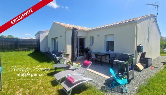 A vendre MAISON  4 PIECES 91 M2  SAINT HILAIRE DE VILLEFRANCH