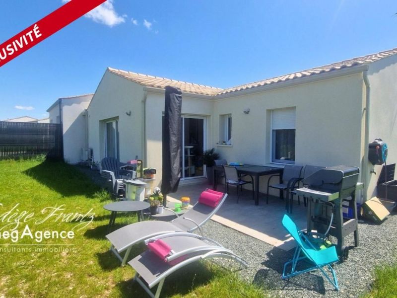 A vendre MAISON  4 PIECES 91 M2  SAINT HILAIRE DE VILLEFRANCH