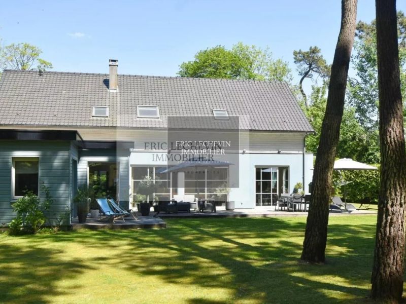 A louer MAISON  8 PIECES 265 M2 BORD DE MER LE TOUQUET PARIS PLAGE