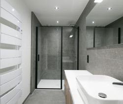 A louer APPARTEMENT T4 120 M2 TERRASSE  CASTRIES