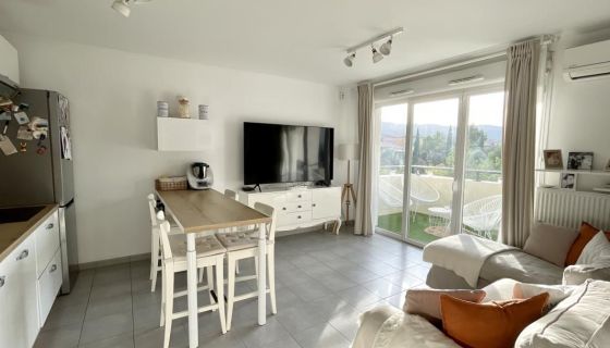 A louer APPARTEMENT T3 58 M2 TERRASSE BORD DE MER CHATEAUNEUF LES MARTIGUES