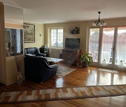 A louer APPARTEMENT T3 105 M2  DAX