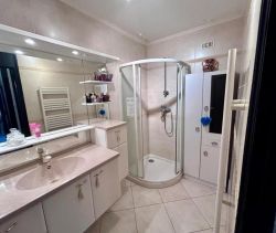 A louer APPARTEMENT T2 48 M2 TERRASSE BORD DE MER COGOLIN