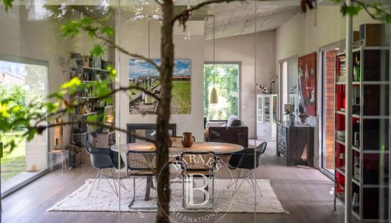 A vendre MAGNIFIQUE VILLA 330 M² LEGUTIANO  ESPAGNE