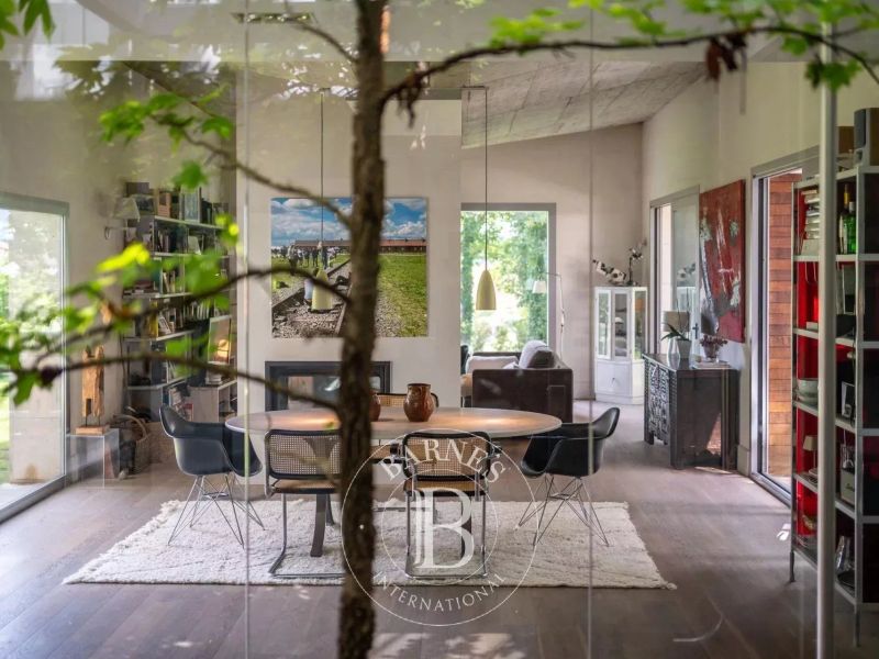 A vendre MAGNIFIQUE VILLA 330 M² LEGUTIANO  ESPAGNE