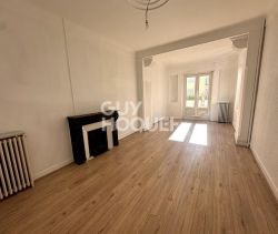 A louer APPARTEMENT T5 100 M2 TERRASSE  PERPIGNAN