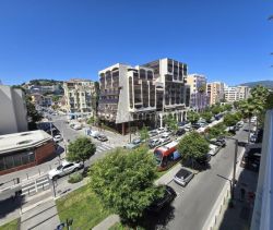 A louer APPARTEMENT DE PRESTIGE T2 55 M2 TERRASSE VUE MER NICE