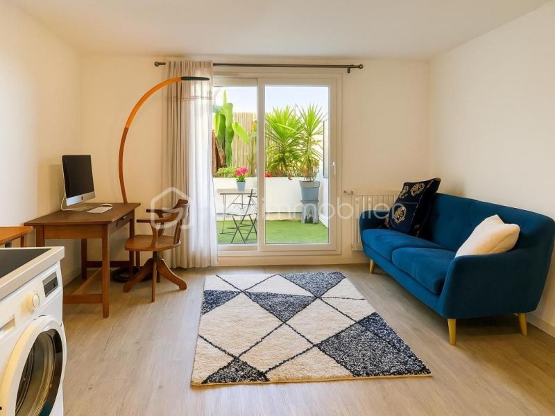 A louer APPARTEMENT T2 36 M2 TERRASSE BORD DE MER LA CIOTAT