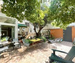 A louer APPARTEMENT T3 140 M2  PERPIGNAN