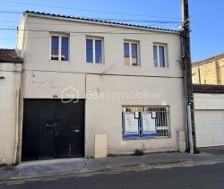 A louer STUDIO  23 M2  BORDEAUX