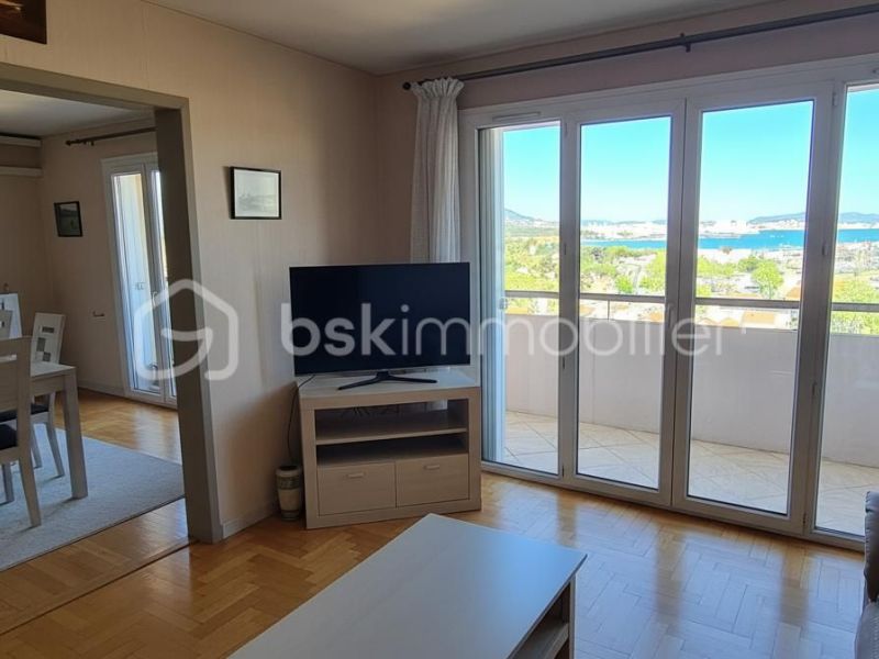 A louer APPARTEMENT T5 100 M2 BORD DE MER LA SEYNE SUR MER