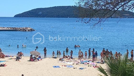 A louer APPARTEMENT NEUF T3 60 M2 BORD DE MER TOULON