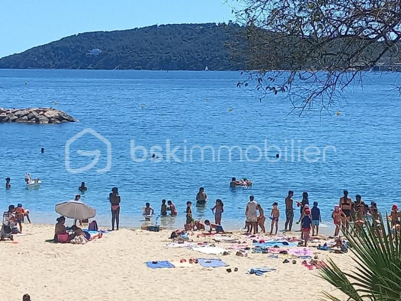 A louer APPARTEMENT NEUF T3 60 M2 BORD DE MER TOULON