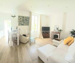 A louer APPARTEMENT NEUF T3 60 M2 BORD DE MER TOULON