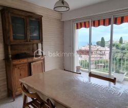 A louer APPARTEMENT T3 57 M2 VUE MER NICE