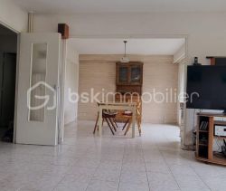 A louer APPARTEMENT T3 57 M2 VUE MER NICE