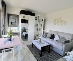 A louer STUDIO  24 M2 BORD DE MER COURSEULLES SUR MER