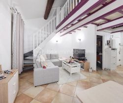 A louer APPARTEMENT DUPLEX T3 46 M2 BORD DE MER SAINT CYR SUR MER