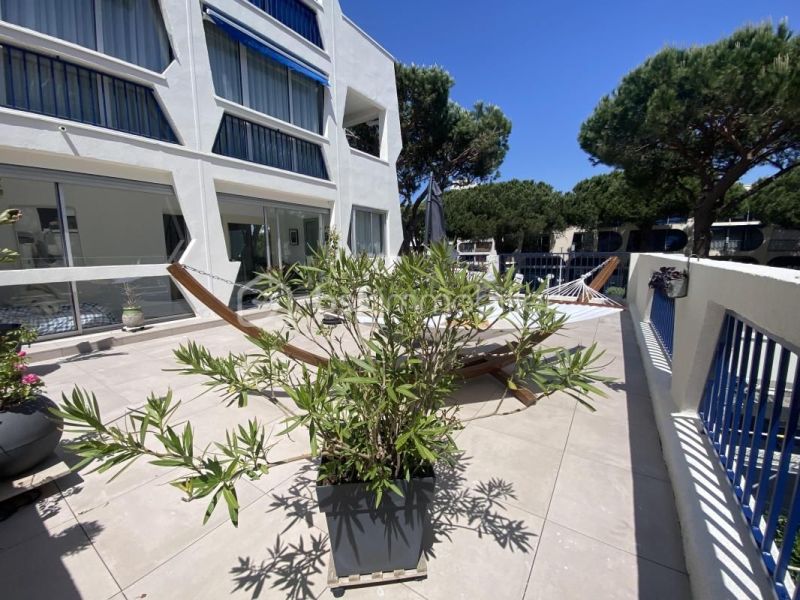 A louer APPARTEMENT T5 67 M2 TERRASSE BORD DE MER LA GRANDE MOTTE