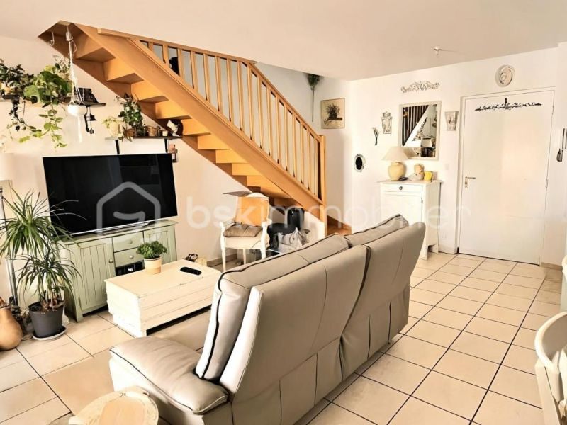A louer APPARTEMENT DUPLEX T3 70 M2  DRAGUIGNAN
