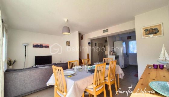 A louer MAISON  CONTEMPORAINE BORD DE MER SERIGNAN