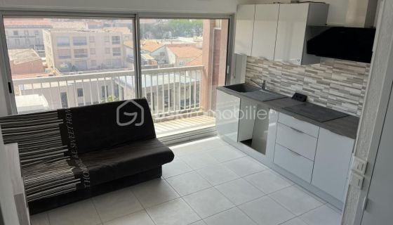A louer APPARTEMENT DUPLEX NEUF T3 53 M2 BORD DE MER VALRAS PLAGE