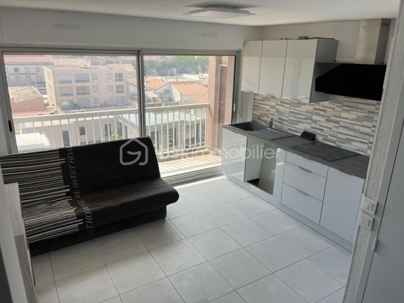 A louer APPARTEMENT DUPLEX NEUF T3 53 M2 BORD DE MER VALRAS PLAGE