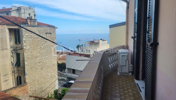 A louer APPARTEMENT T3 62 M2 BORD DE MER BEAUSOLEIL