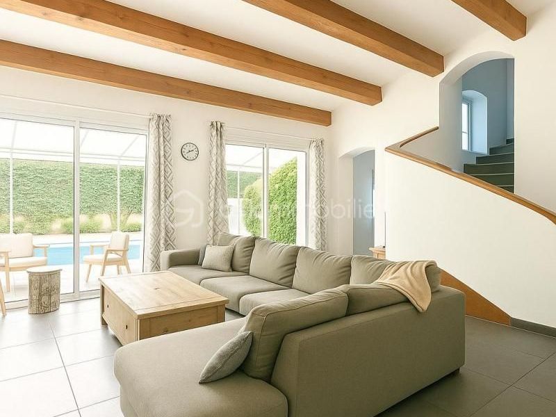 A louer MAISON  6 PIECES 145 M2 BORD DE MER BANDOL